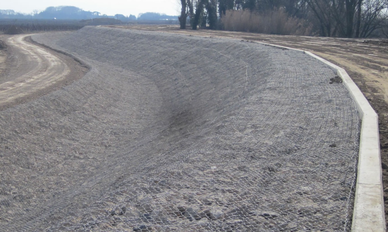 Travaux réalisés par la société LTP Génie civil & Gabions