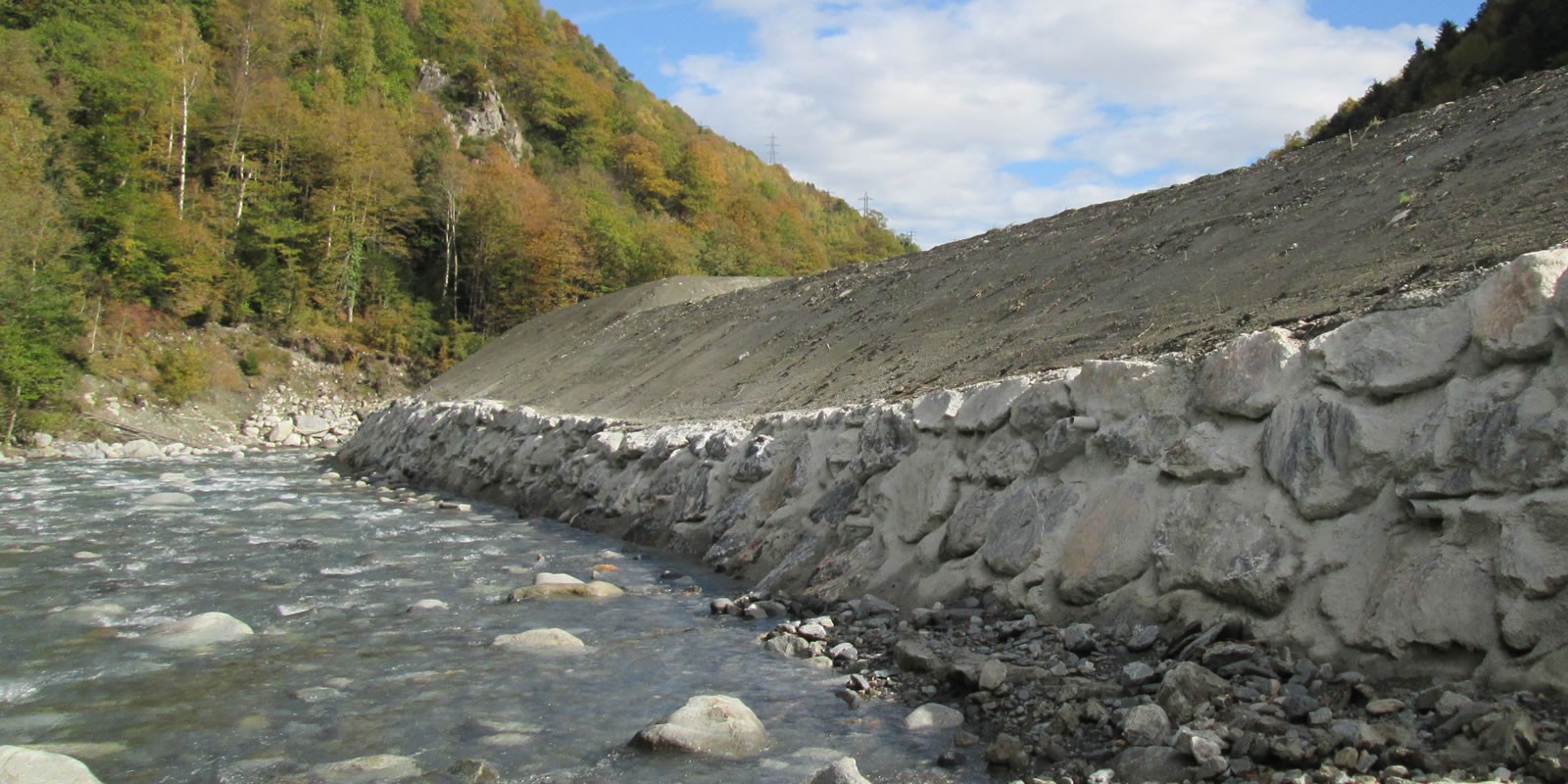 Travaux réalisés par la société LTP en milieu hydraulique