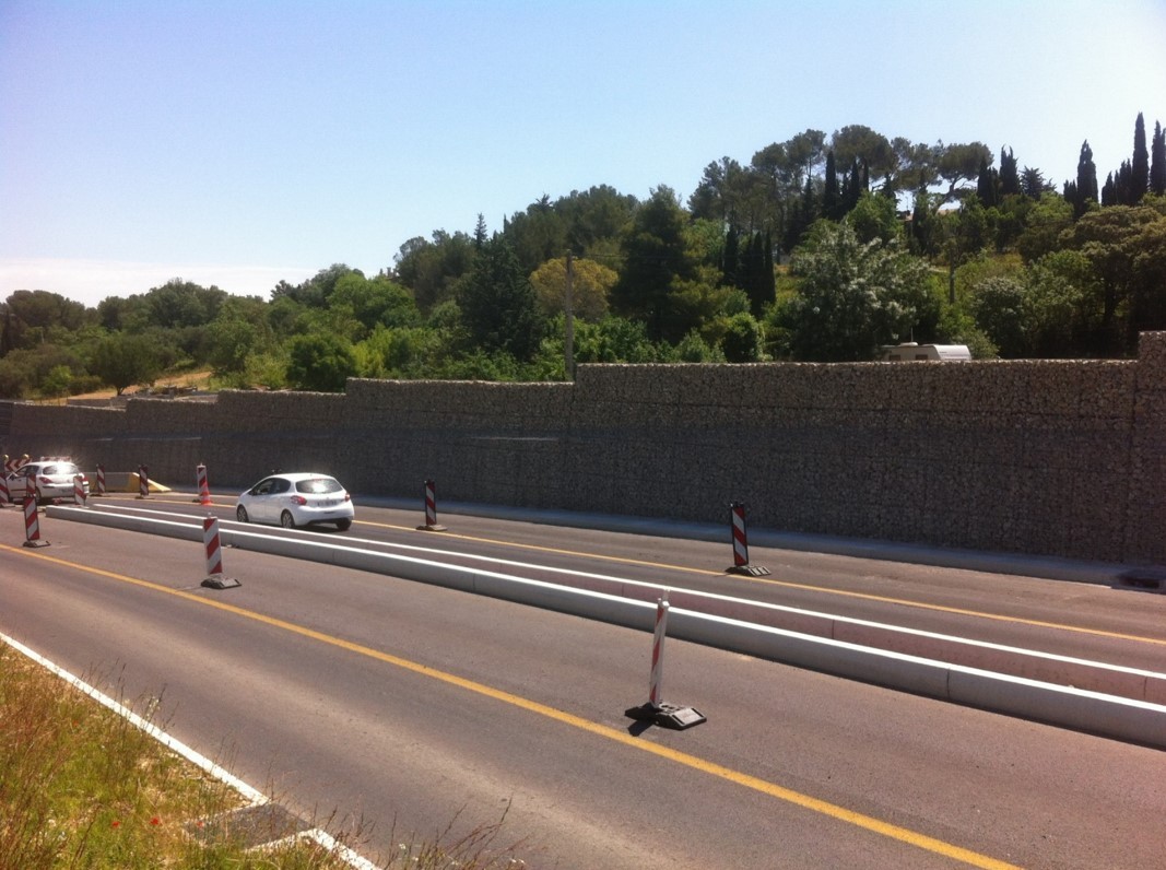 MONTPELLIER (34) - Mur anti-bruit